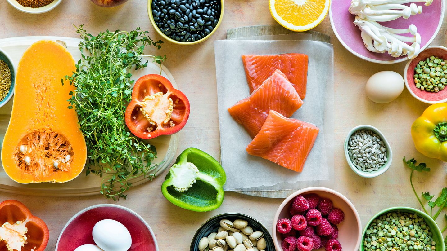 You Should Eat These Healthy Foods Every Day